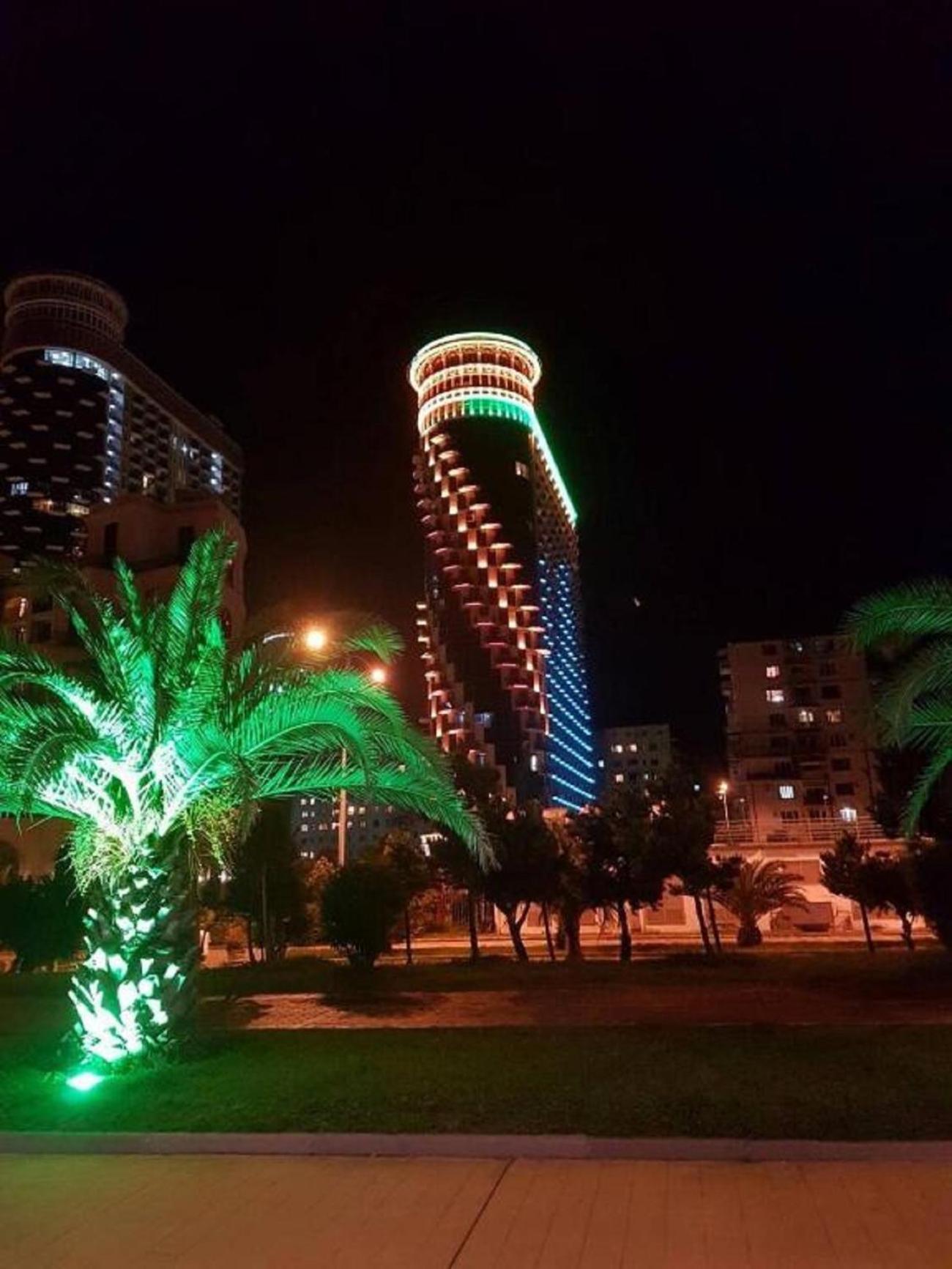 Apart Hotel Black Sea Towers Batumi Exterior photo